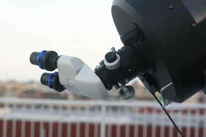 Appareil binoculaire anti-air LEICA à 60 degrés pour objets astronomiques